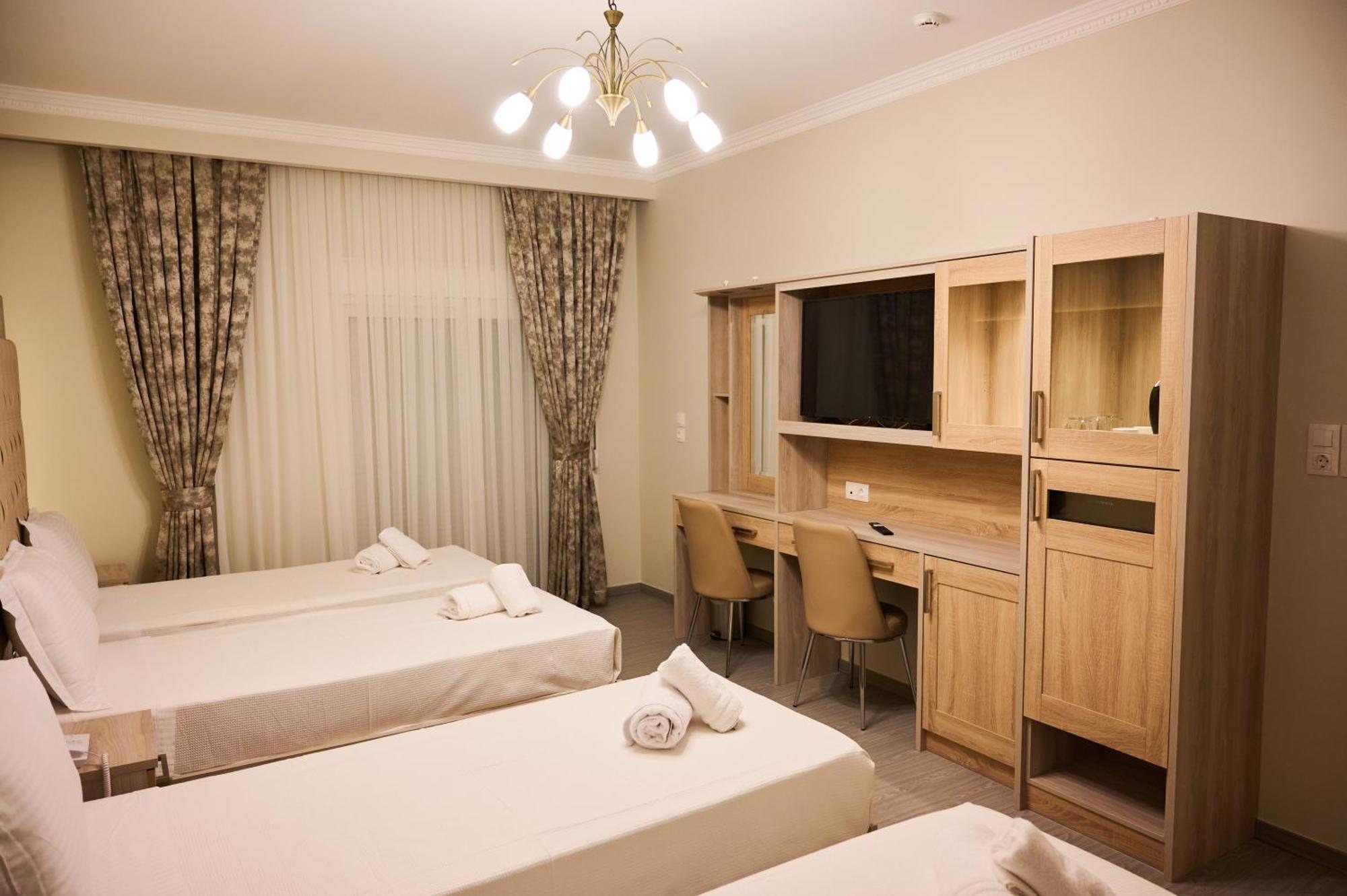 Famissi Suites 2 Καλαμπάκα Εξωτερικό φωτογραφία